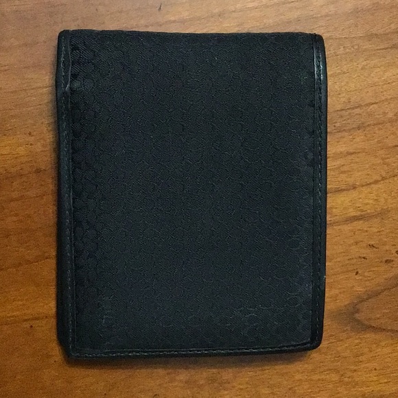 Coach Wallet - Picture 1 of 10
